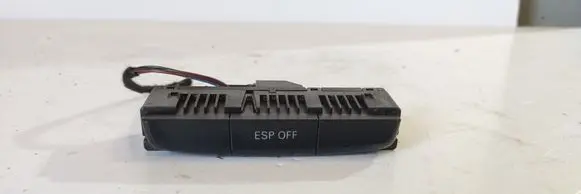 Traction control (ASR) switch