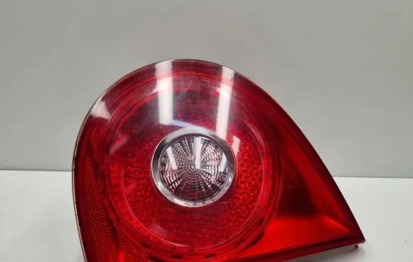 Volkswagen Golf V Tailgate rear/tail lights 1K6945094F