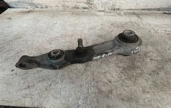 Mercedes-Benz E W211 Front lower control arm/wishbone