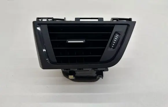 BMW 4 F32 F33 Dashboard side air vent grill/cover trim 9218550
