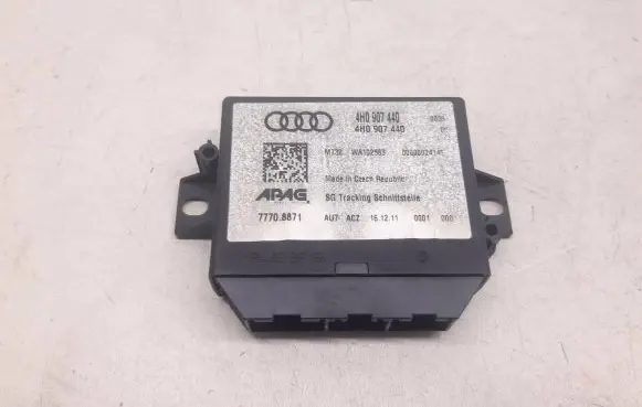 Audi A8 S8 D4 4H Parking PDC control unit/module 4H0907440 77708871