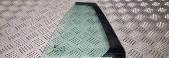 Opel Vectra C Rear vent window glass DOT90AS2M350 43R006711 7096