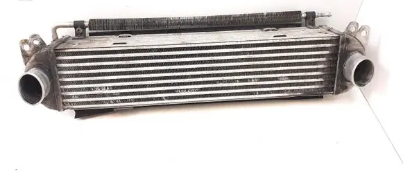 Land Rover Discovery 3 - LR3 Intercooler radiator ETP11708