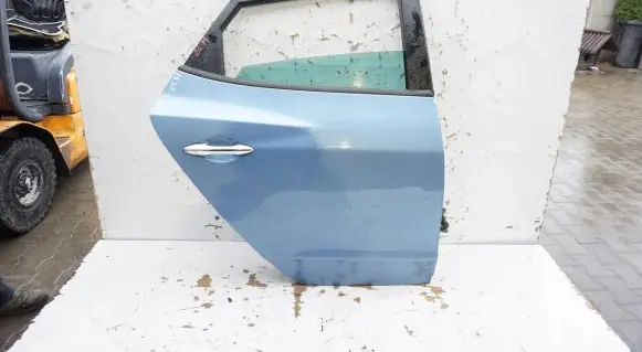 Hyundai Lantra I Rear door
