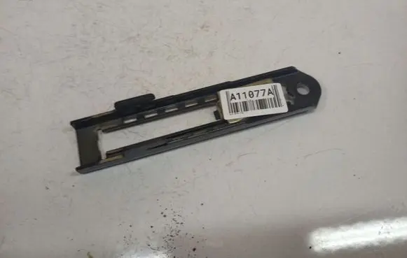 Opel Astra F Seat belt adjustment rail 