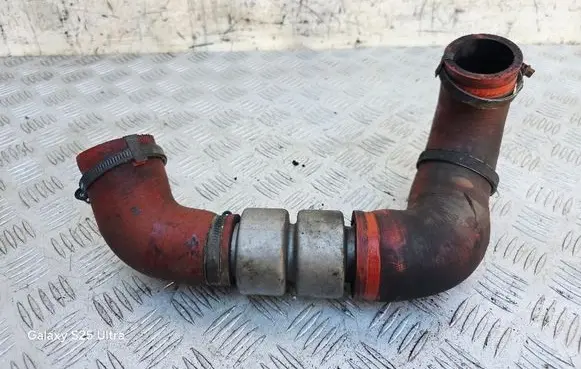 Intercooler hose/pipe