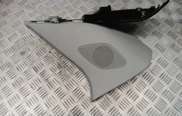 Audi Q3 8U (D)pillar trim (top) 8U0867246