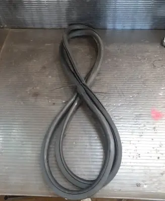 Opel Mokka Front door rubber seal