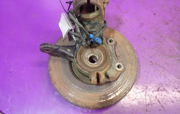Peugeot 301 Front wheel hub spindle knuckle