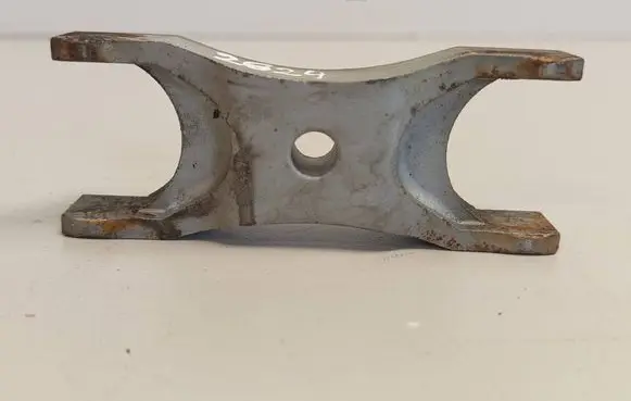Volkswagen PASSAT B7 Fuel Injector clamp holder 03L216A