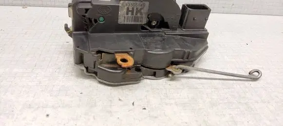 Opel Insignia A Front door lock 13503149 3023801E01S 00527132