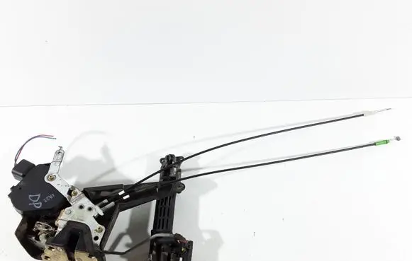 Toyota Corolla E120 E130 Front door lock