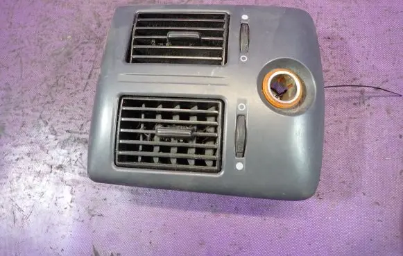 Fiat Croma Dashboard air vent grill cover trim 1821941303