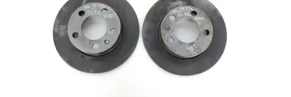 Volkswagen Jetta IV Rear brake disc C0355