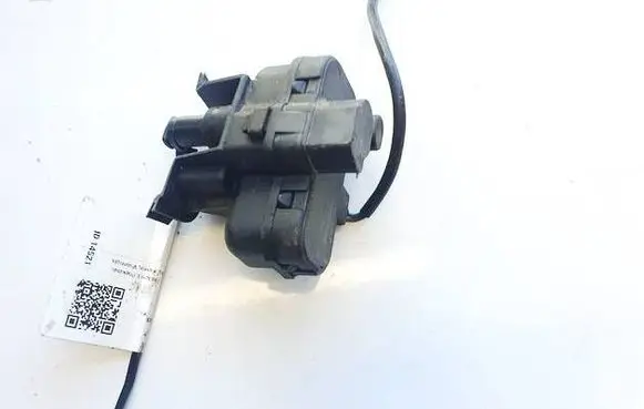 Volkswagen Tiguan Central locking motor 5N0810773B