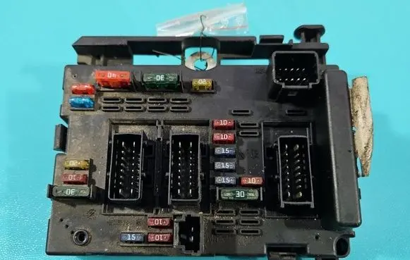 Citroen Xsara Picasso Central body control module 9646405480 IMPRK1551339