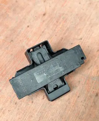 Audi Q7 4M Keyless (KESSY) go control unit/module 4M0907247