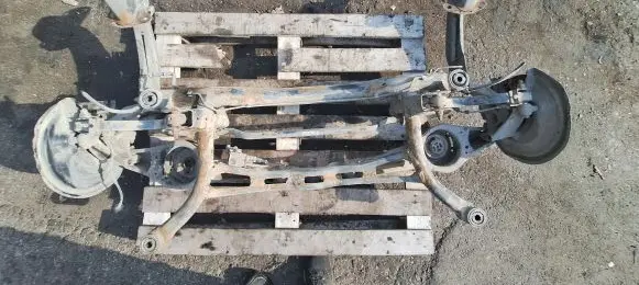 Volkswagen PASSAT B6 Rear subframe 