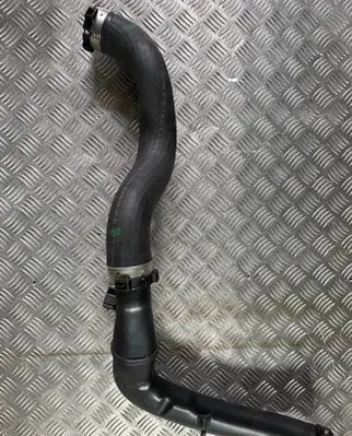 Mercedes-Benz A W176 Intercooler hose/pipe A2465281182 3145DB32 DBL625132D