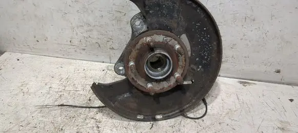 Opel Insignia A Front wheel hub spindle knuckle