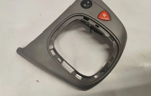 Renault Scenic II - Grand scenic II Gear shifter surround trim plastic 8200231906