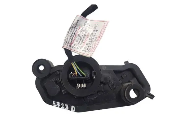 Citroen C5 Tail light bulb cover holder VP8X7X13N004AA