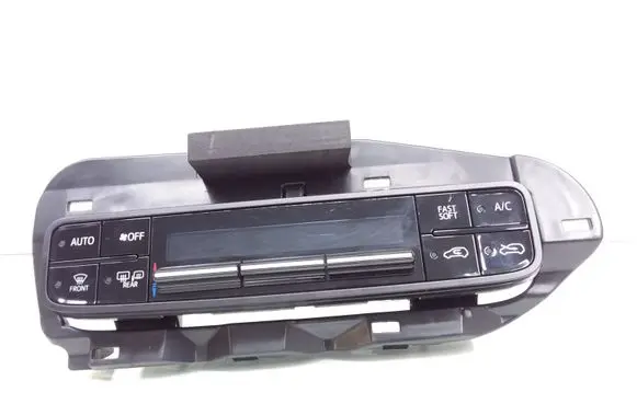 Toyota Auris E180 Climate control unit 5590002C60 5546802030 75H695