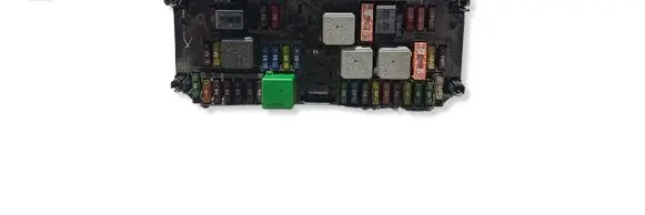 Mercedes-Benz C W204 Fuse module A2129009905 A2129028002 A2125451401