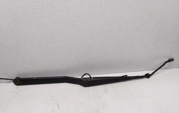 Opel Sintra Front wiper blade arm 89813564