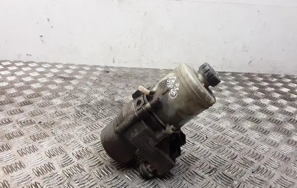 Volkswagen Polo Power steering pump 6Q0423371A
