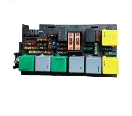 Mercedes-Benz ML W164 Fuse module A1645400072