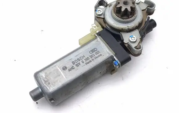 Mercedes-Benz ML W164 Seat adjustment motor 0390203001