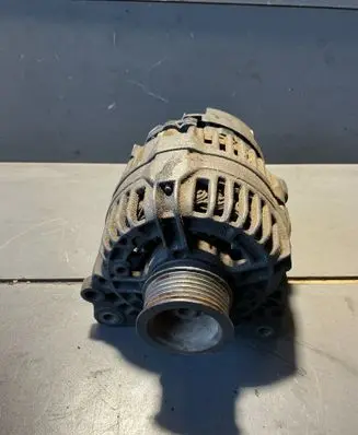 Volkswagen Golf IV Generator/alternator 028903028D 0124325003