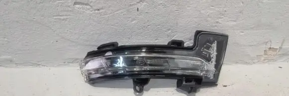 Skoda Octavia Mk3 (5E) Mirror indicator light 0161701