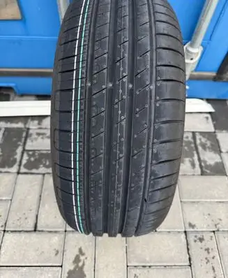 Volkswagen Polo VI R16 summer tire 