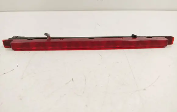 Audi A3 S3 8L Third/center stoplight 8D9945097B