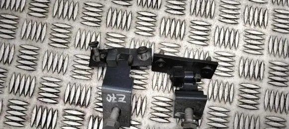 BMW X5 E70 Rear door hinge set 7160826 7160824