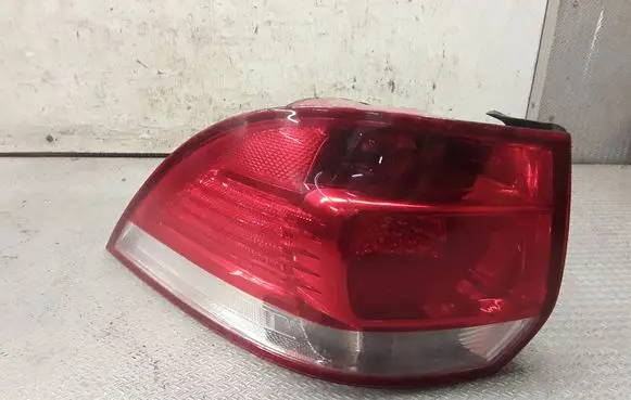Volkswagen Golf V Rear/tail lights 