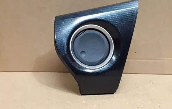 Toyota Yaris Dashboard side air vent grill/cover trim