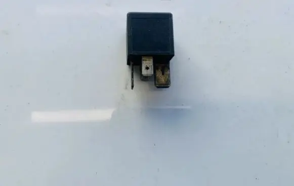 Ford Sierra Other relay 83BG14N089CA V23134-J4-X37