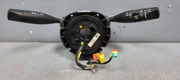Jeep Cherokee Wiper turn signal indicator stalk/switch 16344203 P68141121AI