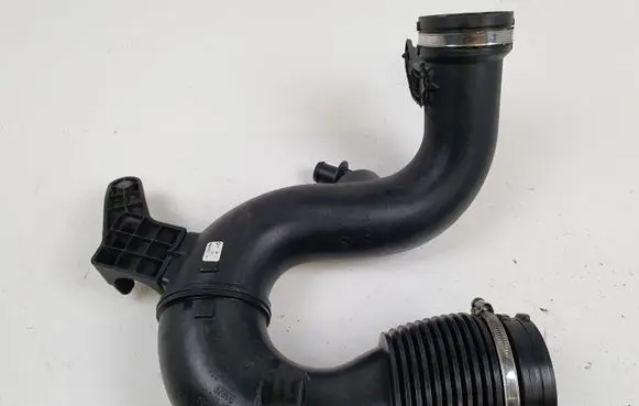 Jaguar XF X260 Turbo air intake inlet pipe/hose GX639F876AC