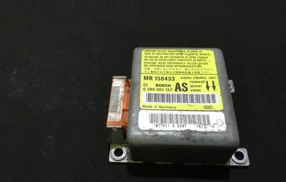 Mitsubishi Carisma Airbag control unit/module mr158433 0285001127