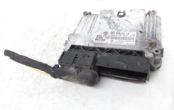 Volkswagen PASSAT B6 Engine control unit/module 03G906021LR 0281013260