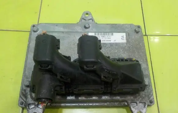 Honda Civic Engine control unit/module 37820RMXE07