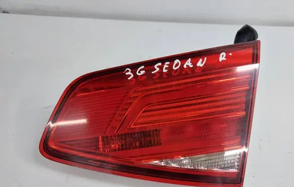 Rear/tail lights