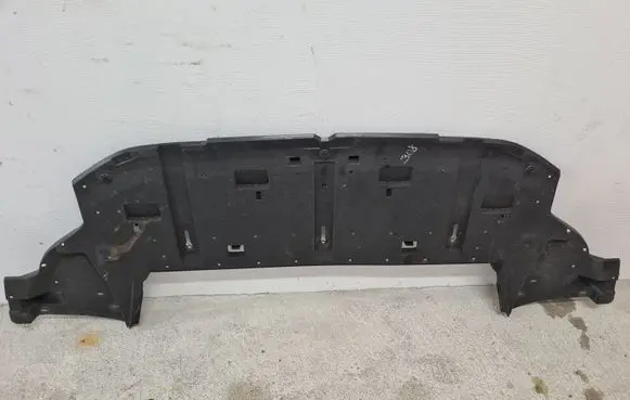 Peugeot 308 Front bumper skid plate/under tray 9680379780