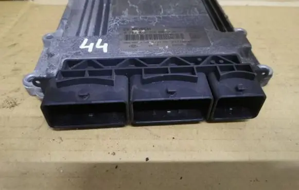 Renault Megane III Engine control unit/module ECU 0281016228