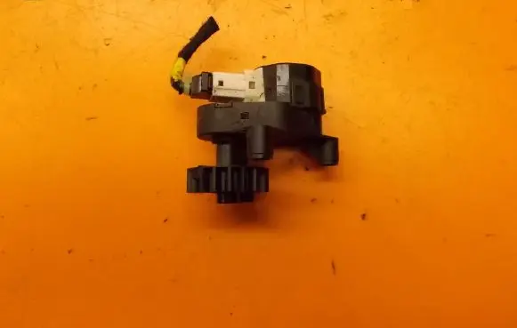 Volkswagen Sharan A/C air flow flap actuator/motor 7M4907511B