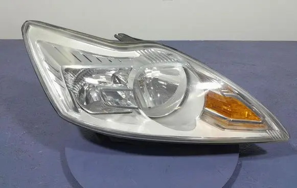 Ford Focus C-MAX Headlight/headlamp 8M5113W029AE